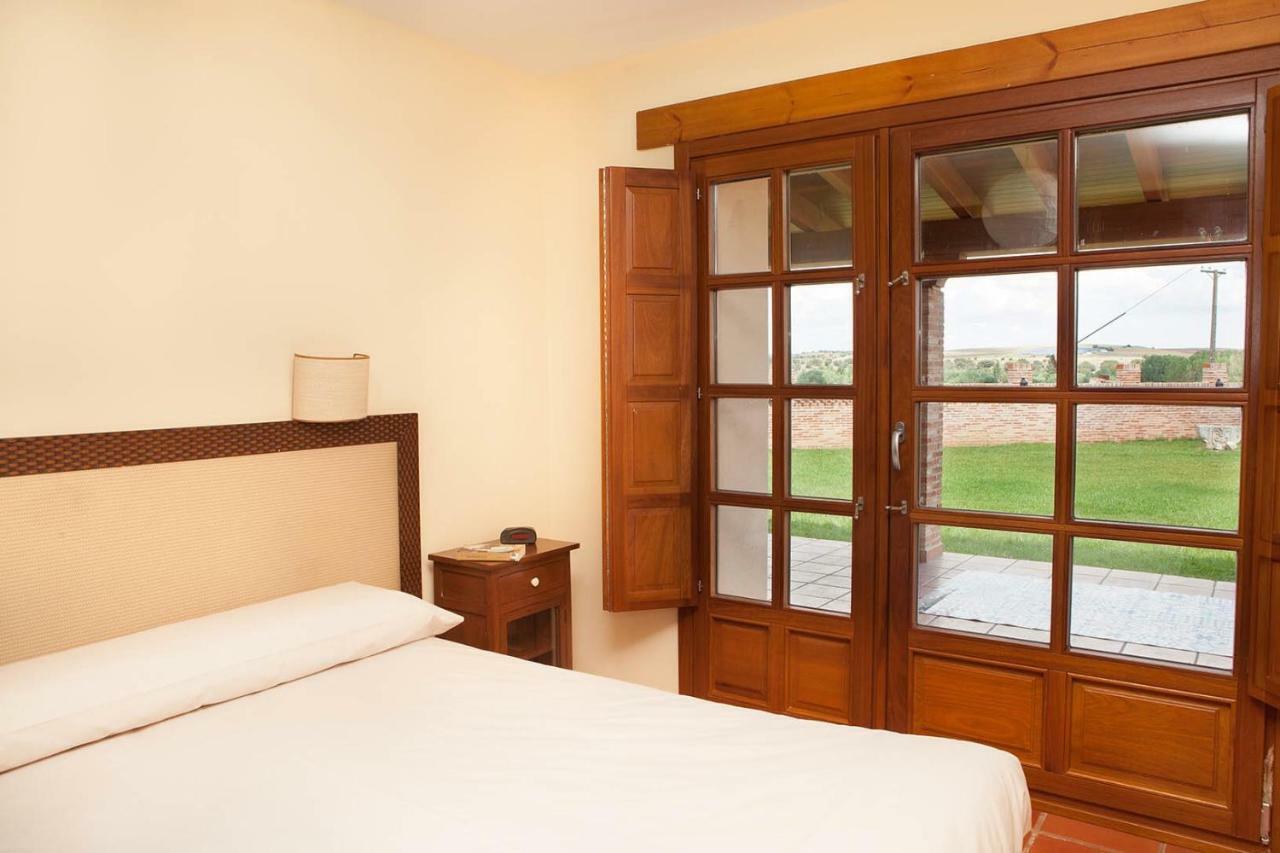 Country house Casa Roble Almenara de Tormes